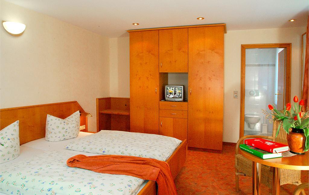 בראונלאגה Hotel-Pension Bergkranz חדר תמונה